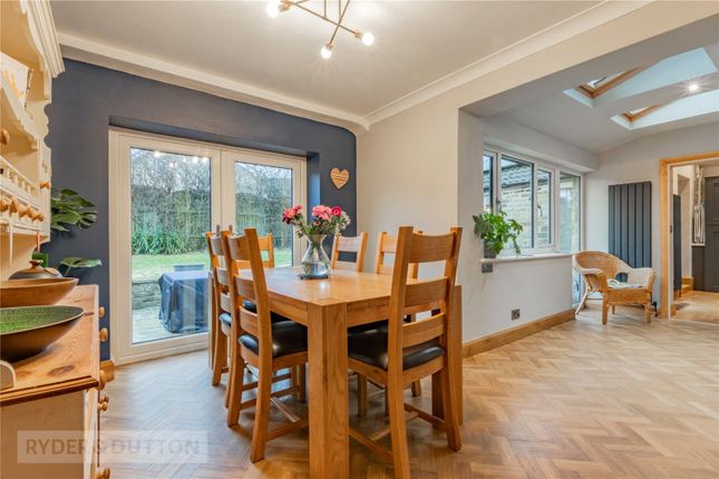 33, Dobb Top Road, Holmfirth photo 4