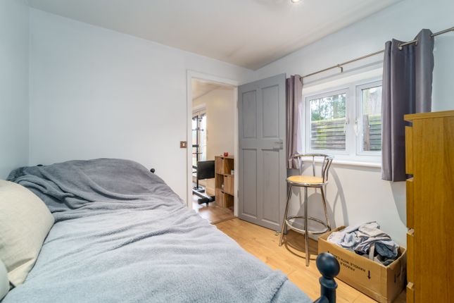 Bedroom In Bungalow 2