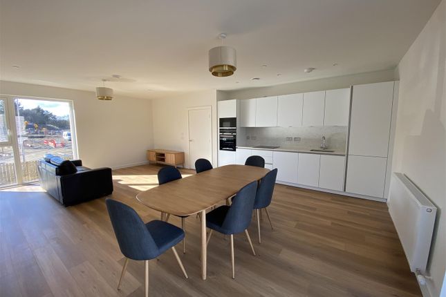 32, Loches Drive, St Andrews photo 4