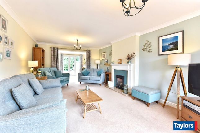 4, Wainwright Close, Kingswinford photo 3