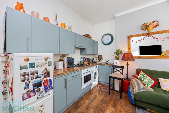 23 Hanover Crescent, East Sussex photo 4