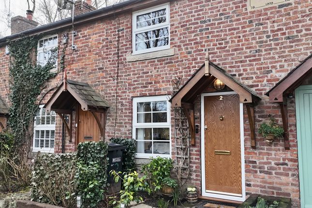 2-bed house on 2 Middlewood Cottages, Green Lane, Poynton, £325,000