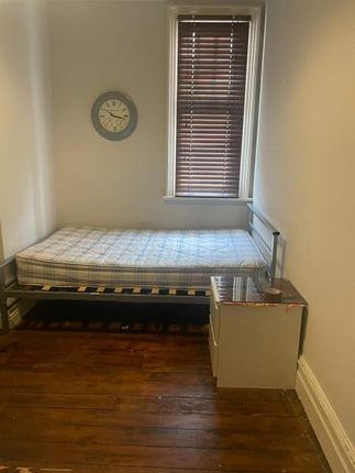 Thumbnail Property to rent in 3 Stretton Road, Leicester