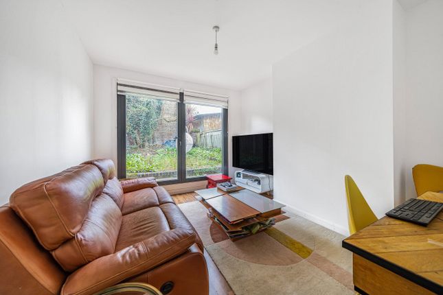Thumbnail Flat to rent in Aldred Road, West Hampstead, London