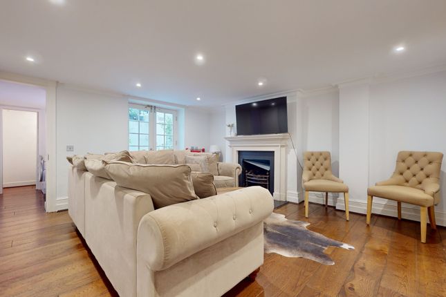 Mews house to rent in Montpelier Walk, London