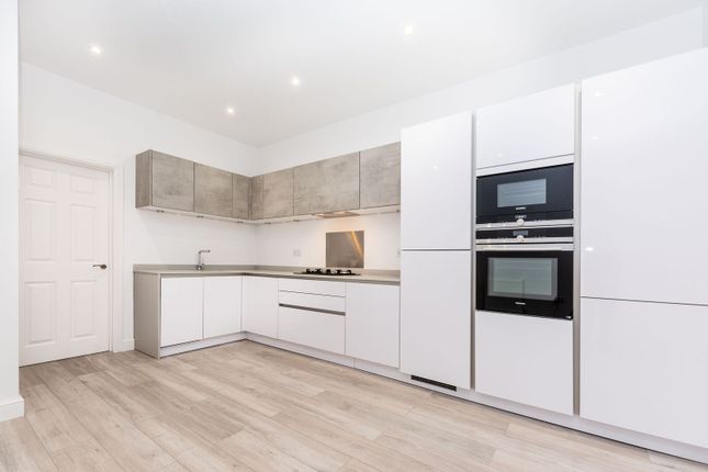 Loveday Road, Ealing photo 4