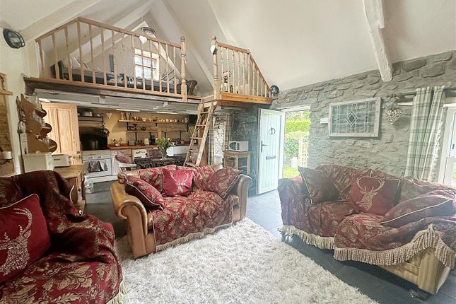1-bed house on Hill Cottage, Tenby, £310,000