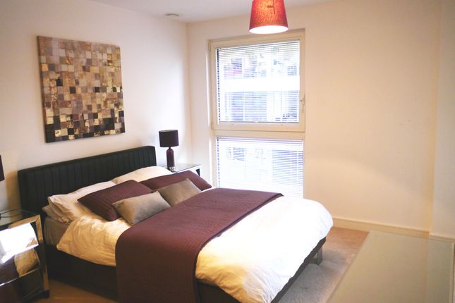 Flat Flat 104, Copenhagen Court, Pell Street, London photo 3