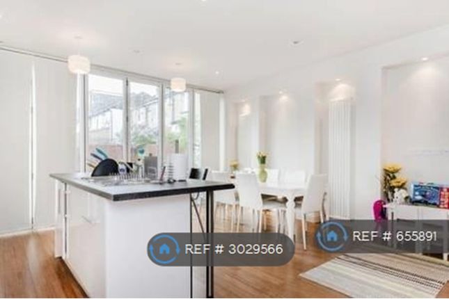 Avondale Road, Finchley, London photo 3