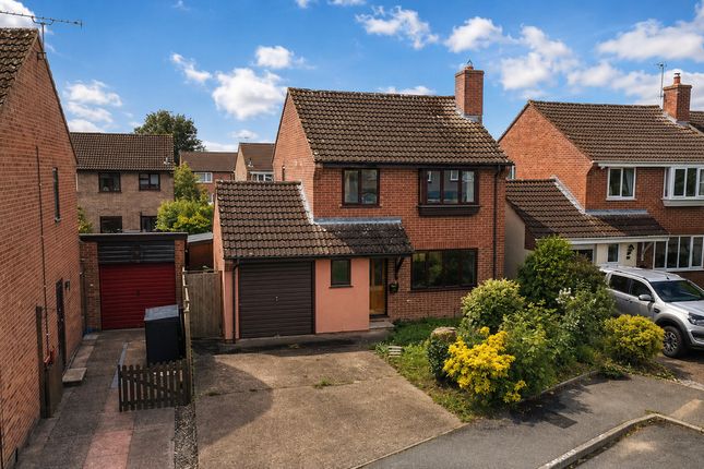 21, Chestnut Drive, Cullompton photo 3