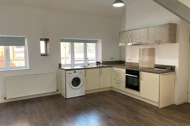 Flat to rent in 4 Bowlalley Lane, Hull