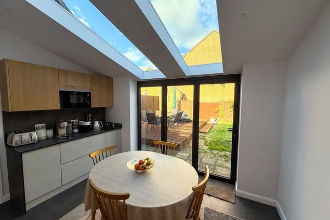 Dulverton Drive, Milton Keynes photo 4