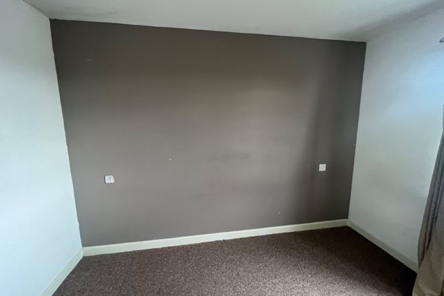 Flat to rent in Clough Close, Middlesbrough, North Yorkshire