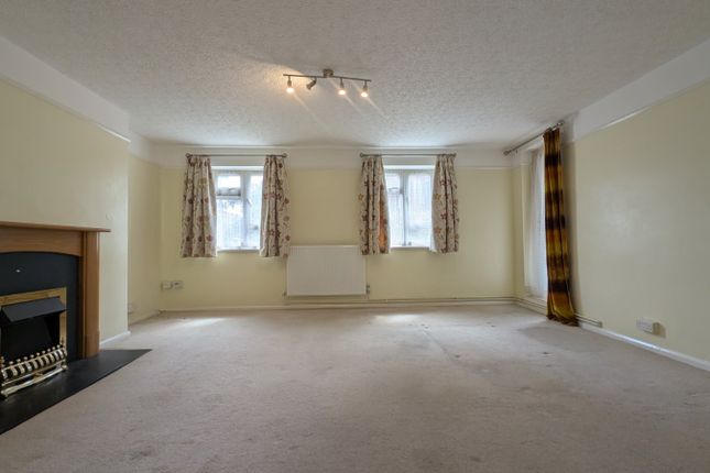 12, Cornwall House, Dover photo 3