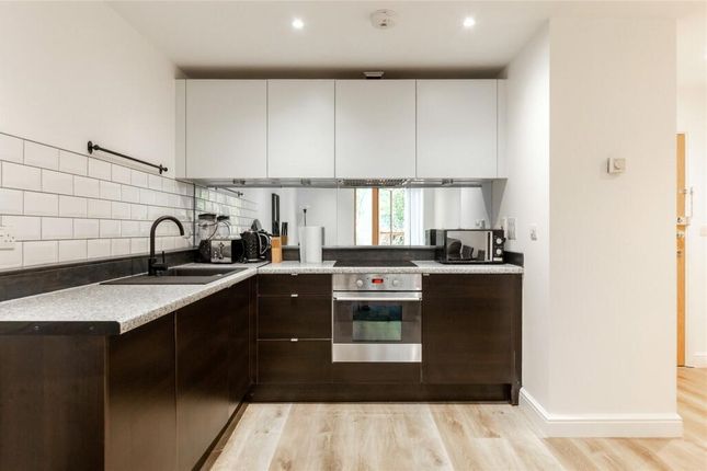 205, Bath House, 5, Arboretum Place, Barking photo 4
