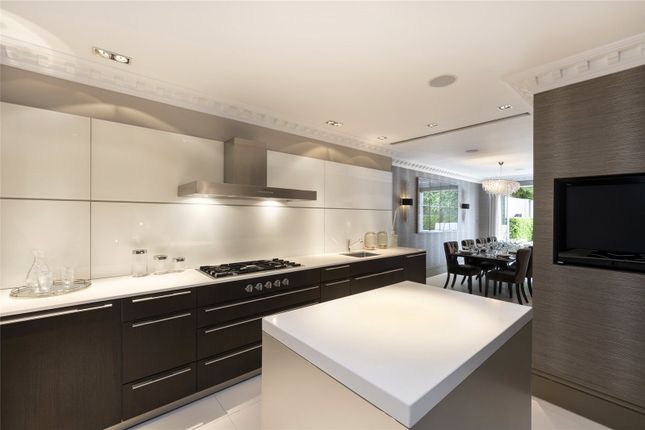 Flat for sale in Eaton Square, Belgravia