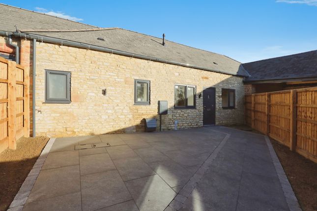 Barn conversion for sale in Brooks Road, Raunds, Wellingborough