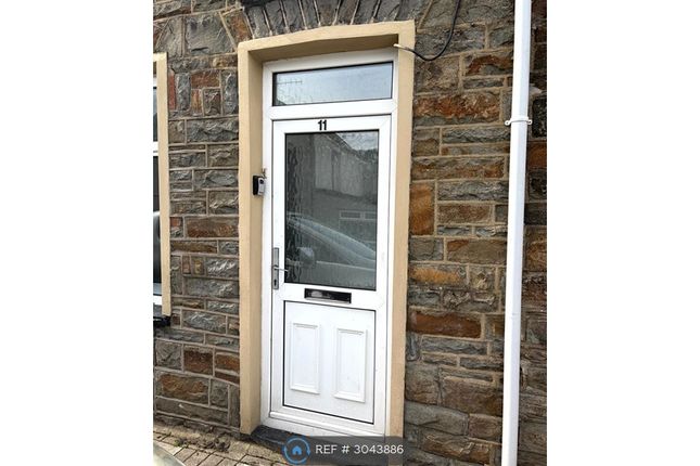 High St, Mountain Ash photo 2