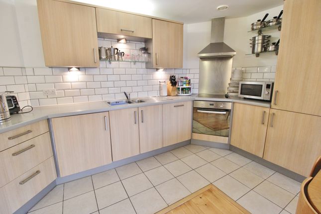 Flat 9 Ascot House, 84, Elm Grove, Southsea photo 3