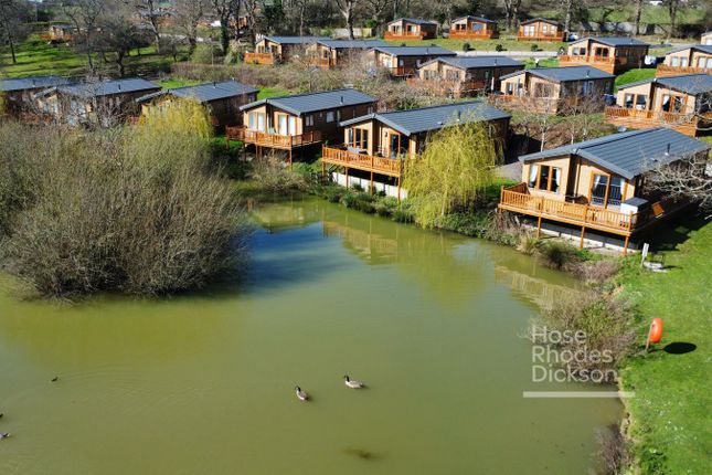5 East Field,, Roebeck, Ryde photo 3