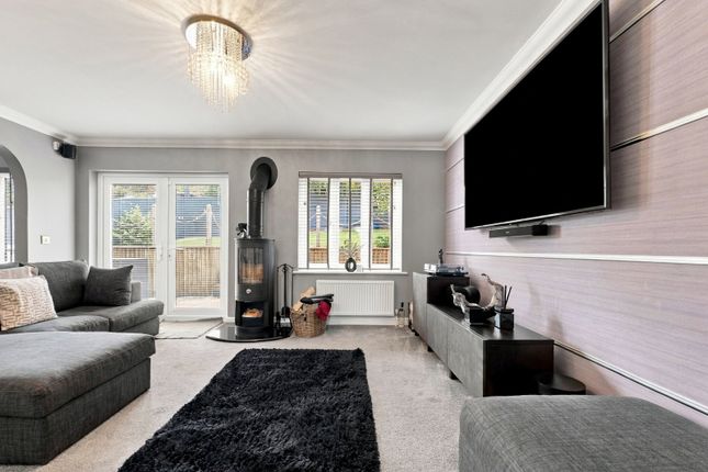19, Sandringham Drive, Heanor photo 4