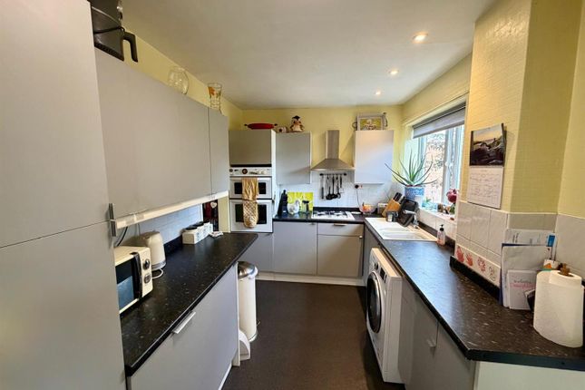 251, Longridge, Knutsford photo 4