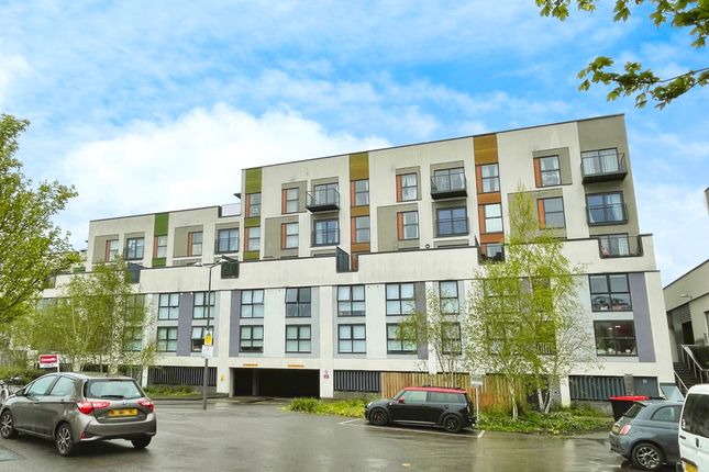 Flat for sale in The Square, Long Down Avenue, Bristol