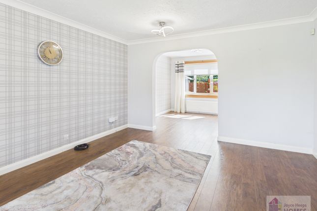32, Bellflower Grove, Stewartfield, East Kilbride  photo 3