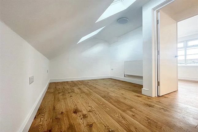 78a Park Lane, Harrow, London photo 5