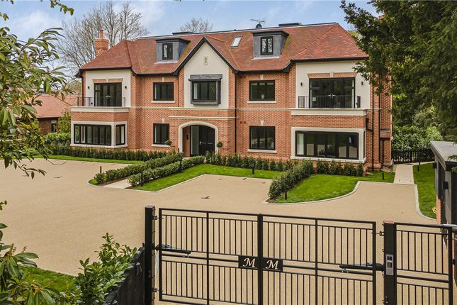 Thumbnail Property for sale in Mulberry Manor, New Road, Welwyn, Hertfordshire