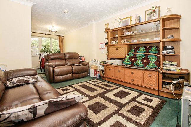 8 Bishop Rise, Norwich photo 2