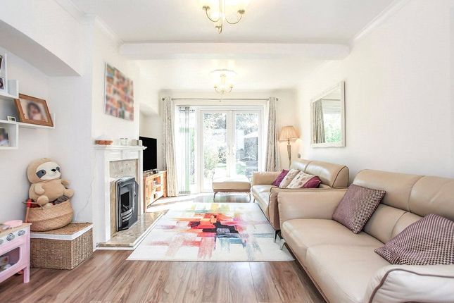 56, King Georges Avenue, Hertfordshire photo 4