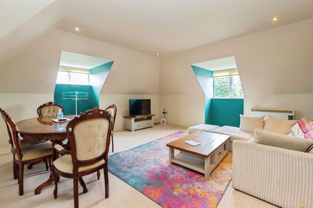 45, Coy Court, Aylesbury photo 3