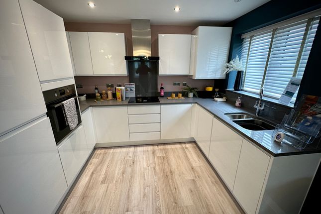 Flat for sale in "The Studley" at Stratford Road, Shirley