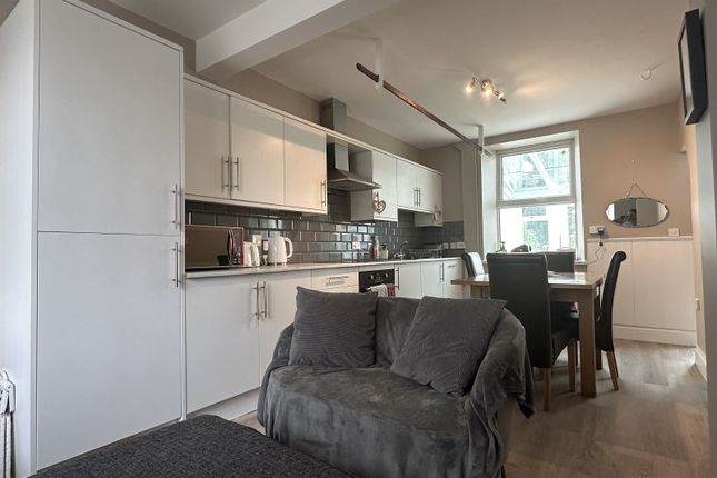 23, New Road, Ystradowen photo 2