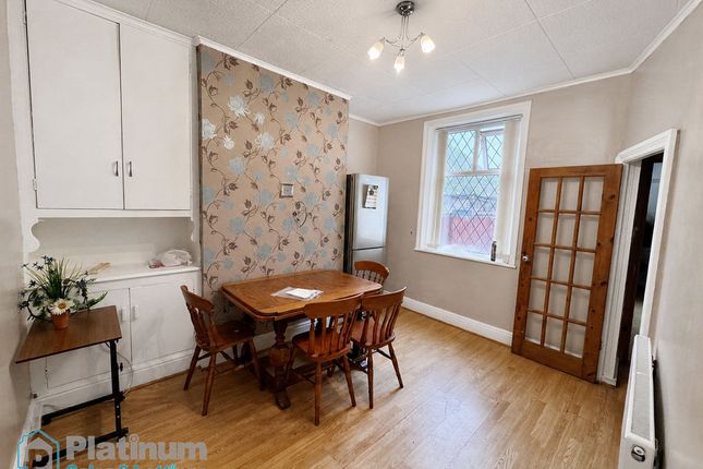25, Bleasdale Avenue, Huddersfield photo 3