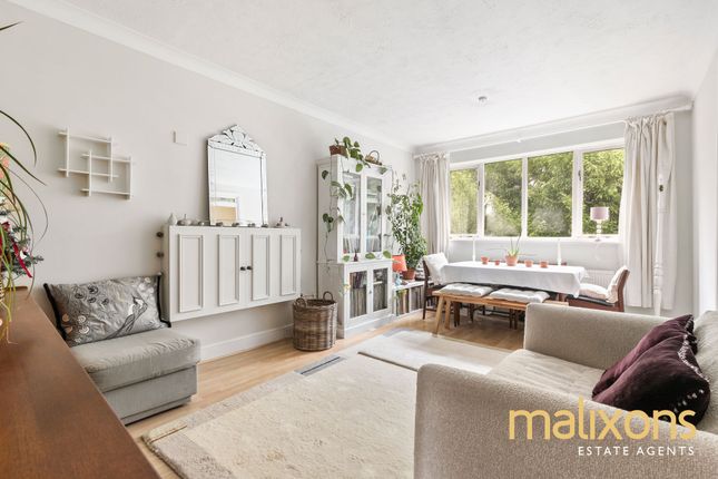 1-bed flat on 24 Maple Mews, London, £250,000