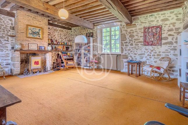 Property for sale in Limoges, 87250, France, Limousin, Limoges, 87250, France