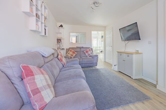 8, Channon Road, Taunton photo 3