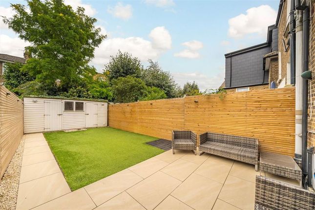 8, Calvert Road, London photo 2