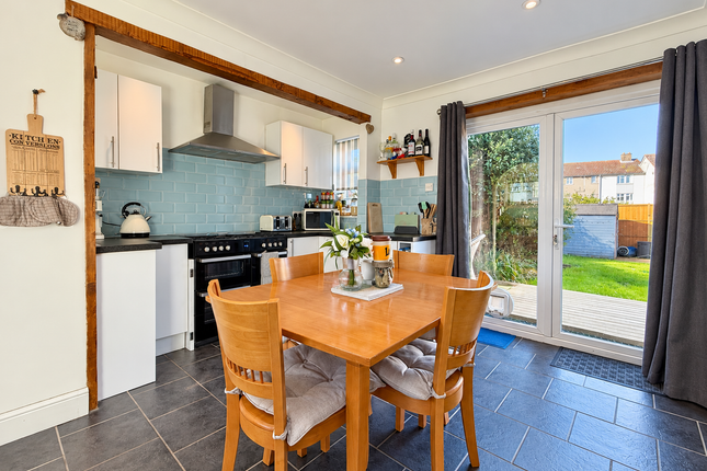 Landon Road, Gosport photo 3