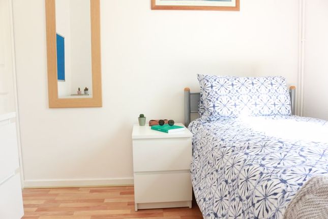 Thumbnail Room to rent in Canterbury Place, Norwich