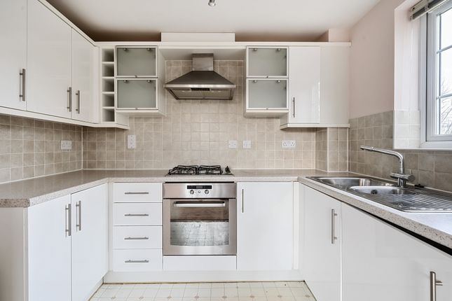 Flat for sale in Medhurst Way, Oxford