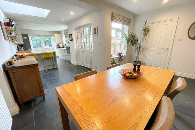 14 Acacia Avenue, Knutsford photo 2