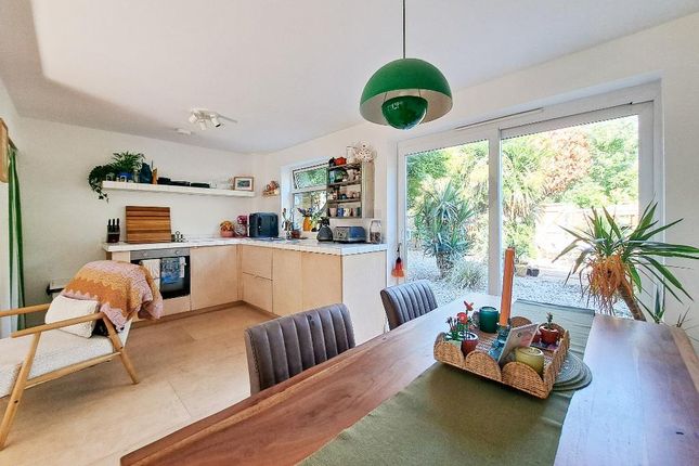 13, Hayward Close, Deal photo 3