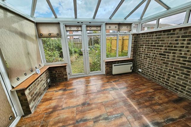 17, Lambton Court, Bedlington photo 3