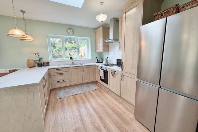 3, Emmanuel Gardens, Swansea photo 3