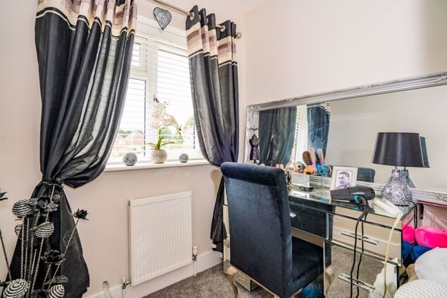 End terrace house for sale in Roman Way, Bourne End