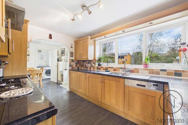 15 Stag Lane, Newton Aycliffe photo 2