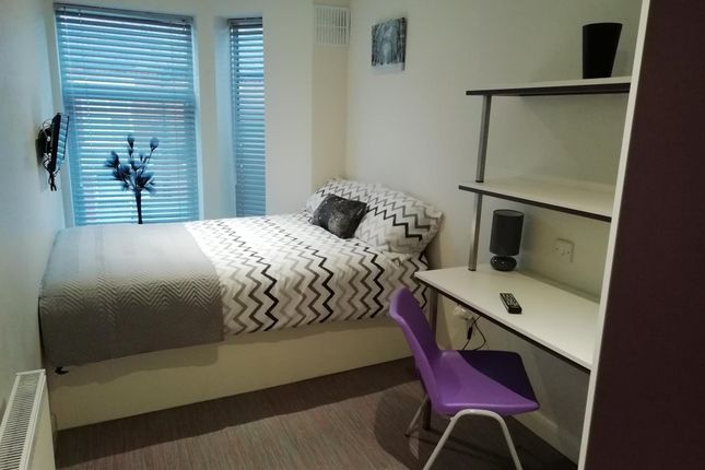 6-bed house on Room 4, 27 Lawton Street, Crewe, Cheshire, £430/mo